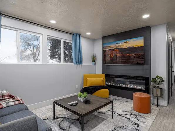 (undisclosed Address), Sandy, UT 84070