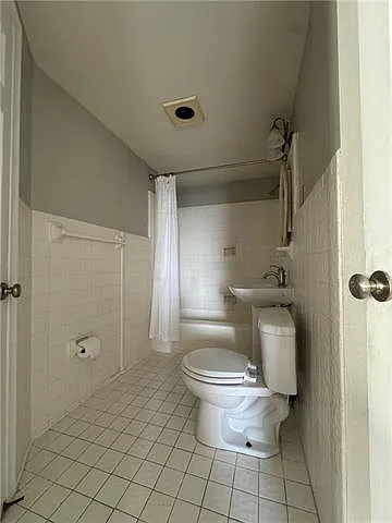 1205 Saint Charles Ave #302 — Photo 7