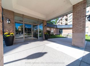 8111 Forest Glen Dr #107, Niagara Falls, ON L2H2Y7