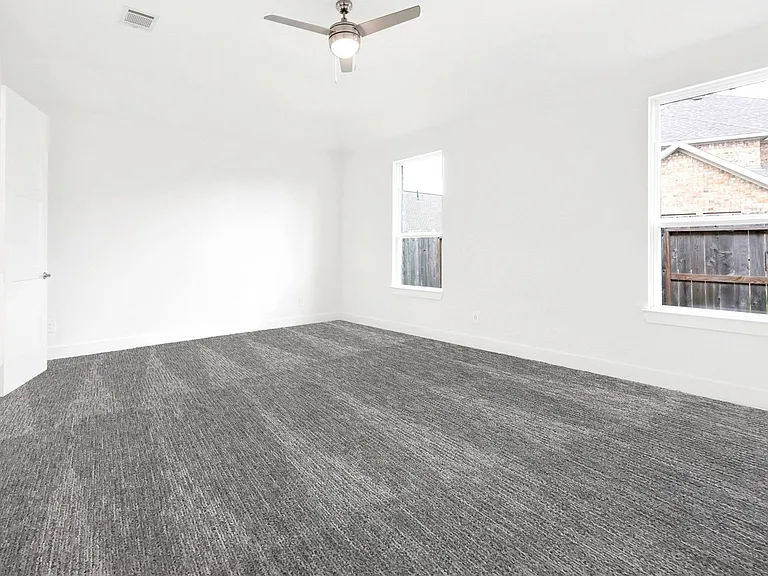 153 Aurora Springs Dr — Photo 31