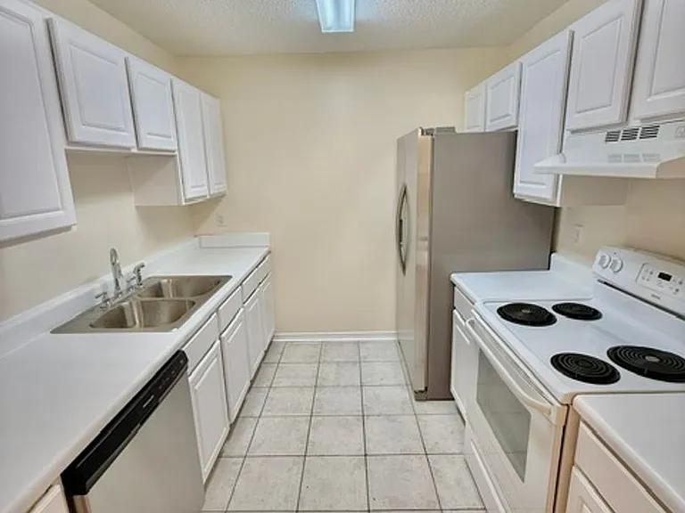 957 Tray Dr — Photo 9