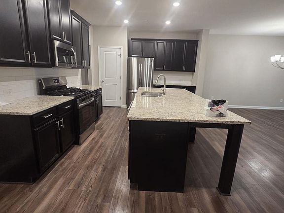 2nd image of 575 Duval Dr