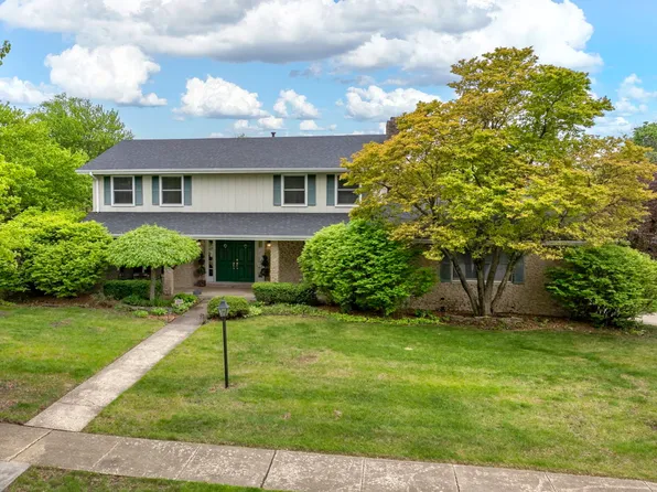 3212 Burr Oaks Rd, Joliet, IL 60431