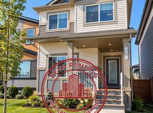 736 35th St SW, Edmonton, AB T6X2Z1