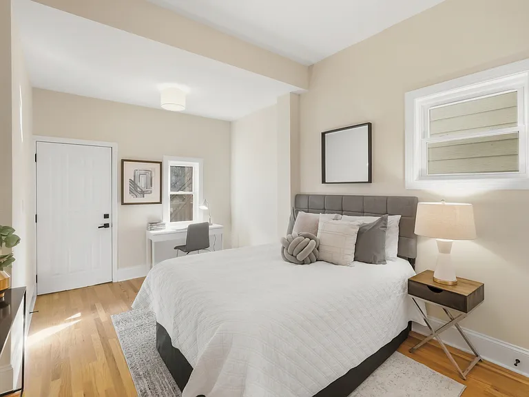 3053 N Seminary Ave #2 — Photo 7