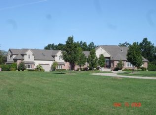 68537 Hillside Ln, Washington, MI 48095