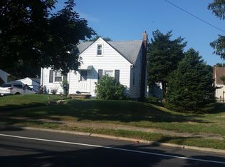 516 Almonesson Rd, Westville, NJ 08093