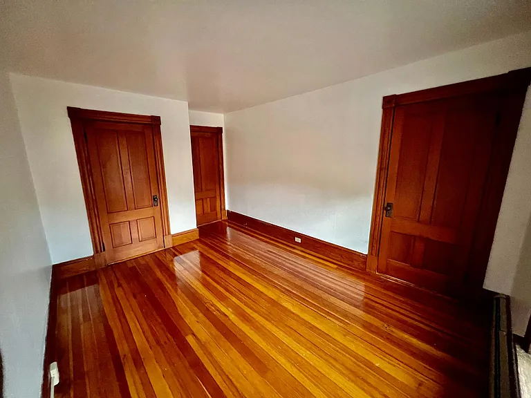 45 Holbrook Ave #6 — Photo 17