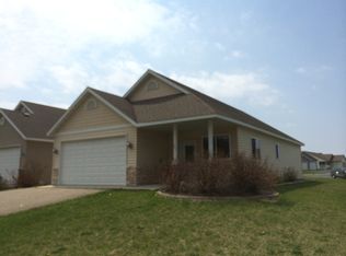 201 SW 7 1/2 Ave, Arlington, MN 55307