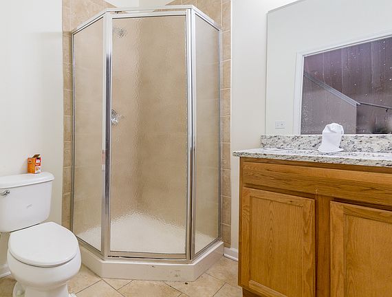 5th image of 713 S Kedzie Ave Unit 3