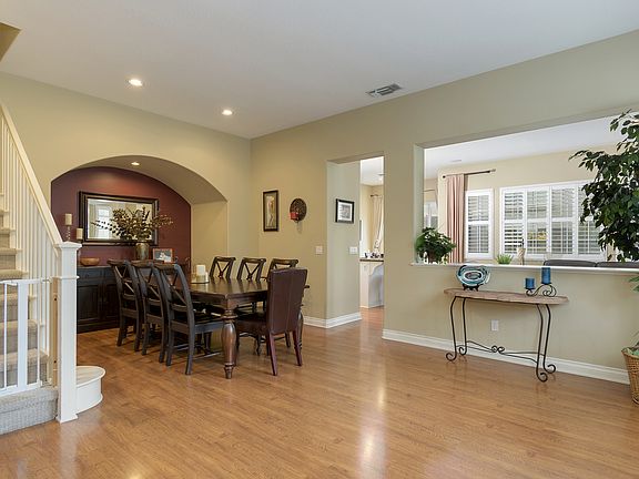 4th image of 11472 Miro Cir
