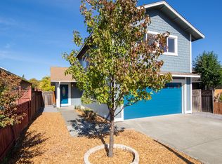 528 Empire Dr, Ukiah, CA 95482