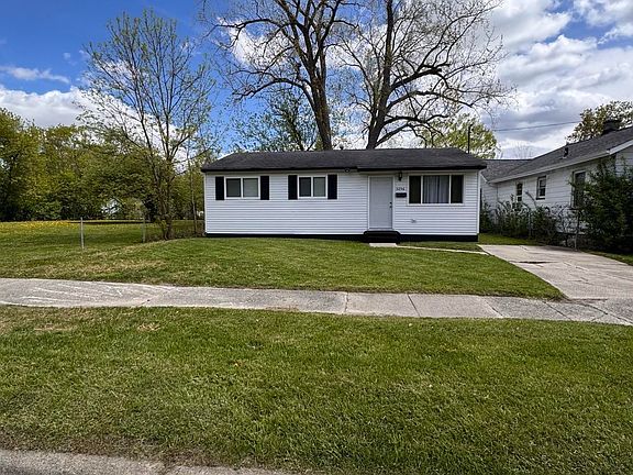 2nd image of 3256 Parkwood Ave