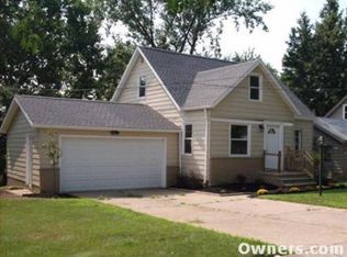 5082 Donovan Dr, Garfield Heights, OH 44125