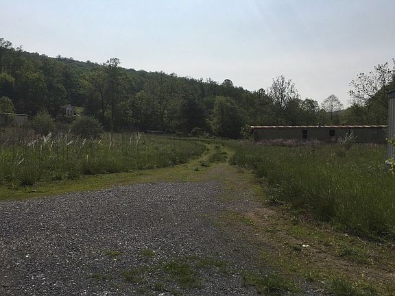 4th image of 171 Silverleaf Dr