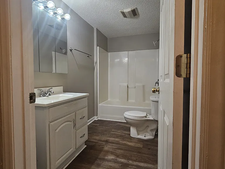 1220 Upper Valley Falls Rd — Photo 8