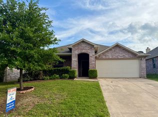 412 Stonecreek Dr, Princeton, TX 75407