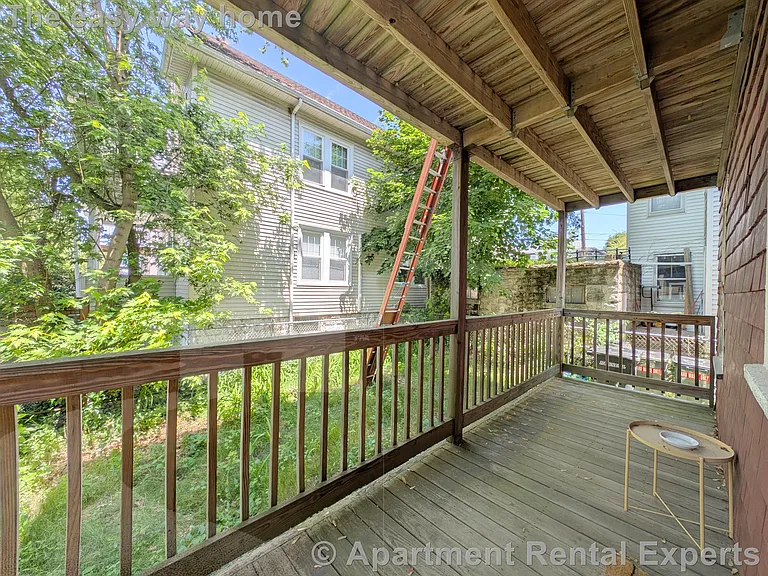 79 Conwell Ave #2 — Photo 21