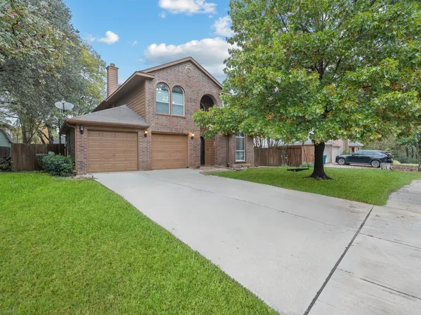 311 Georgian Oak Ct, Lake Dallas, TX 75065