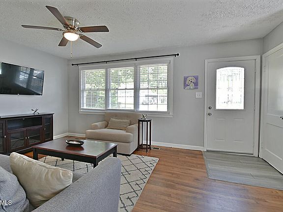 4th image of 3106 Boright Dr