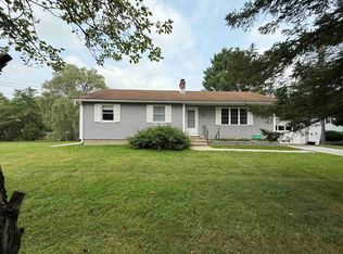 1 Tuttle Meadow Dr, Rutland, VT 05701