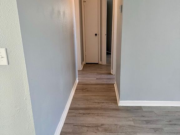 3rd image of 2337 Florence Rd