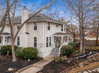5713 Westminster Pl, Saint Louis, MO 63112