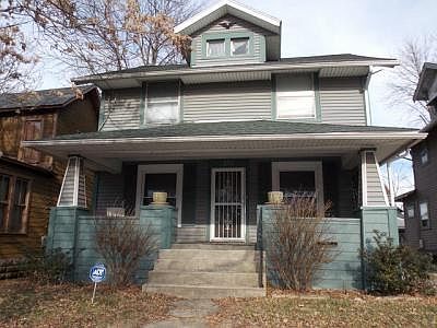 1st image of 330 W Church St