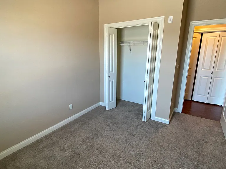 2805 Northridge Pkwy #204 — Photo 12