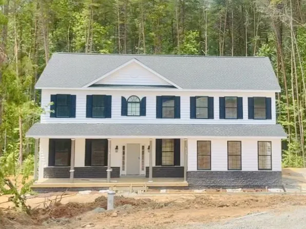 805 Stefaniga Rd, Stafford, VA 22556