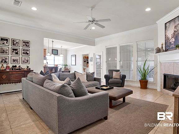 3rd image of 10368 Gayfer Road Ext