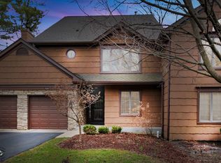 1121 Lacebark Ct #1121, Darien, IL