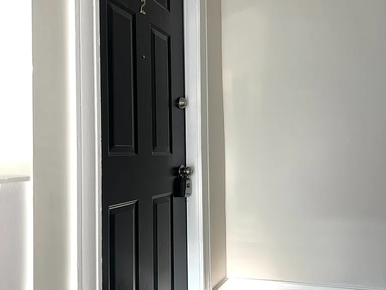 1700 Rosewood Ave #2 — Photo 6