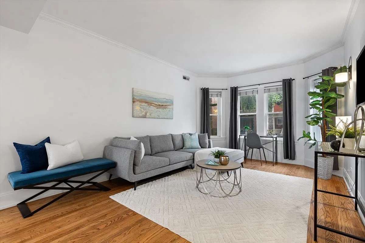 1 bed, 825 sqft, $2,350 — Photo 2