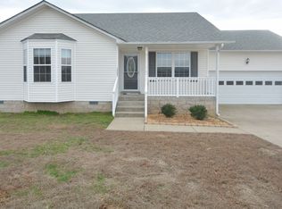 10495 Bell Station Rd, Oak Grove, KY 42262