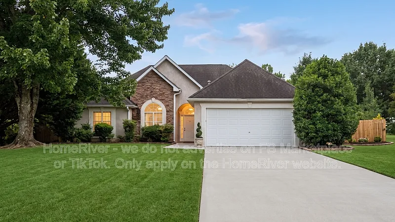 528 Bentley Way