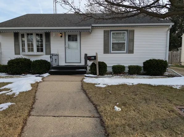 1611 26th St, Kenosha, WI 53140