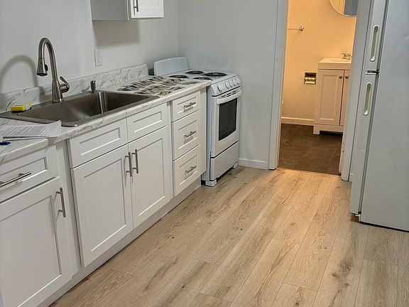 5th image of 116-118 Church St #116B