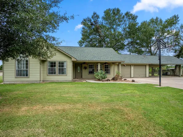 7018 Treaschwig Rd, Spring, TX 77373