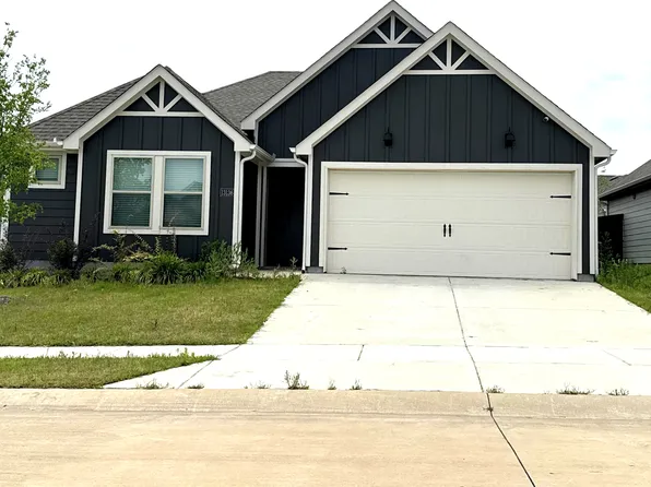 13136 Hideaway Ln, Aubrey, TX 76227