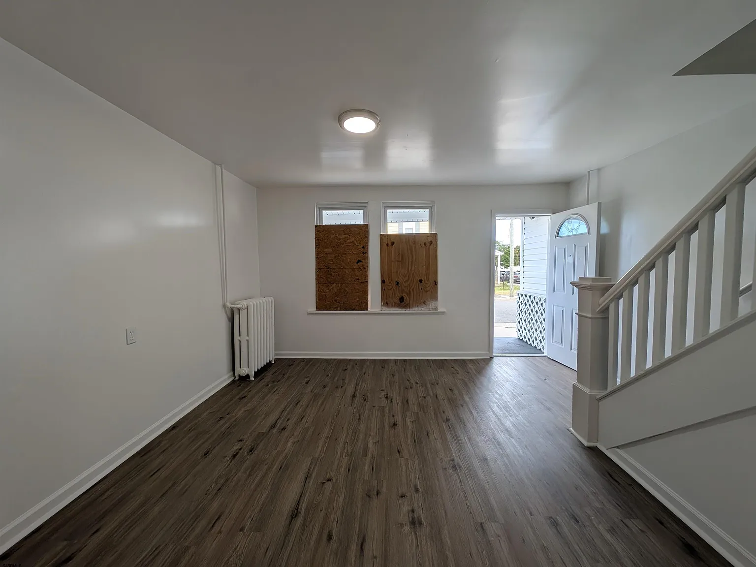 3 bed, 1.0 bath, $2,200 — Photo 4