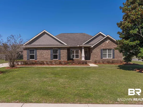 254 Royal Ln, Fairhope, AL 36532