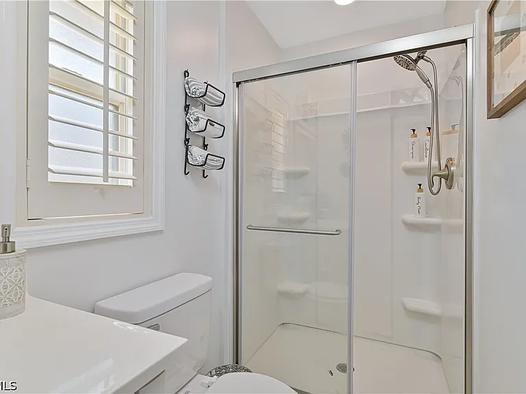 4520 SE 9th Ave — Photo 18