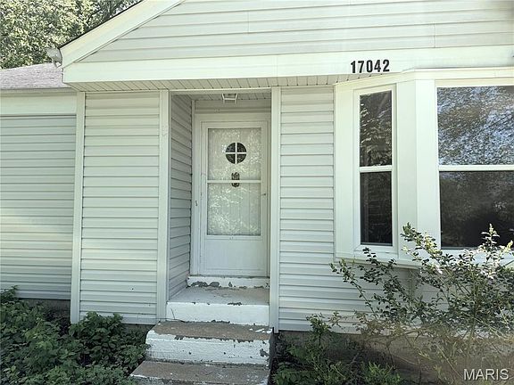 4th image of 17042 Manchester Rd