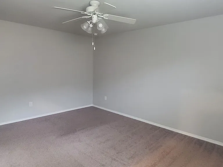6453 Cotton Rdg — Photo 11