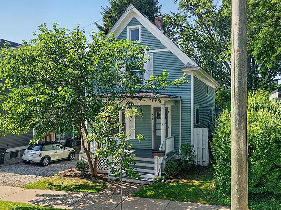 2nd image of 207 W Jefferson St