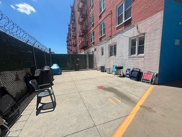 3901 Nostrand Ave #6L — Photo 24