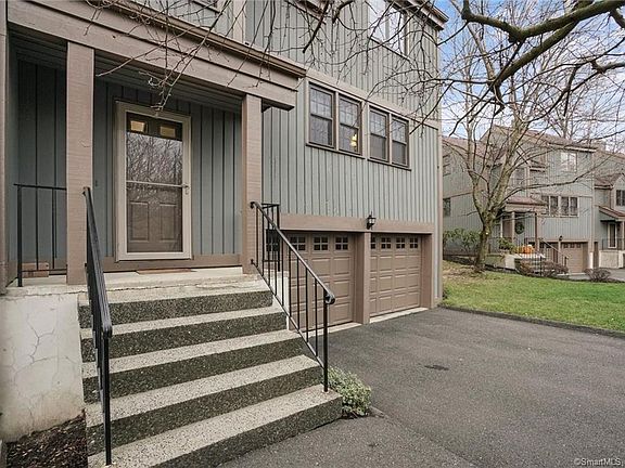 3rd image of 93 Heatherwood Dr #93