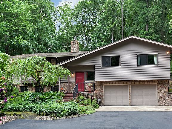 2nd image of 30505 SW Riverwood Dr