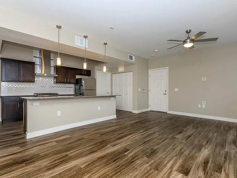 C1 1253 SQ FT 3 Bed 2 Bath